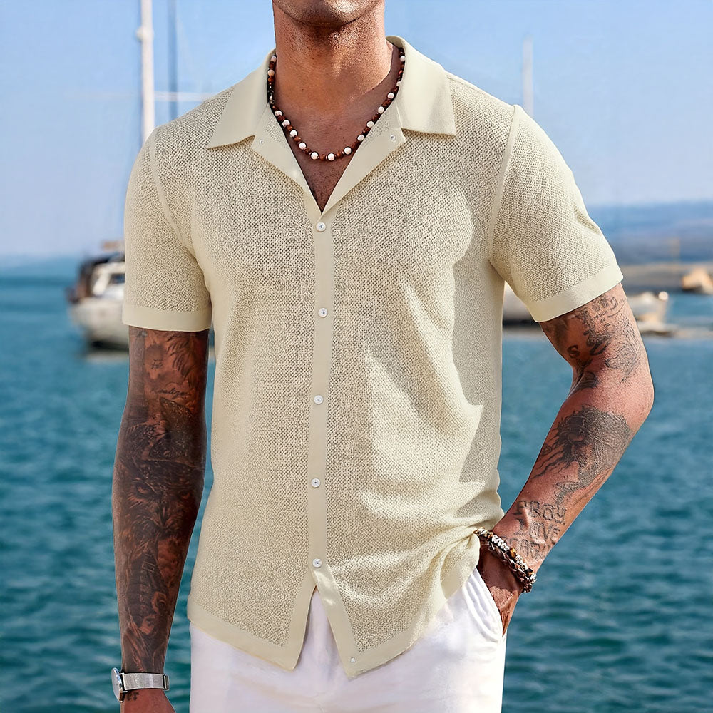 Men's Knit Shirt with Smooth Collar Style