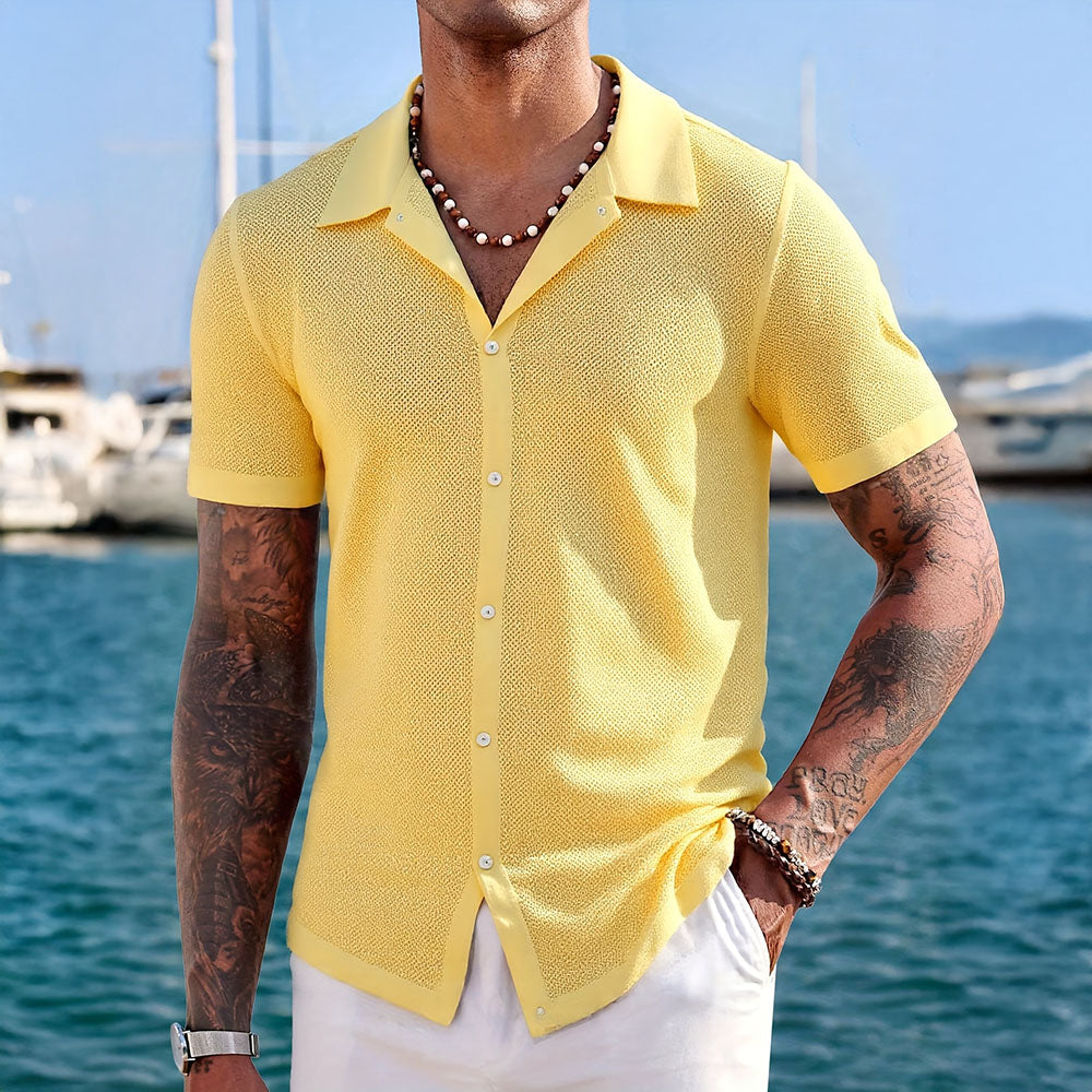 Men's Knit Shirt with Smooth Collar Style