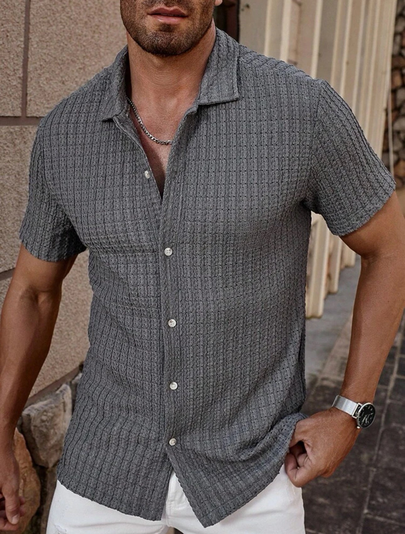 Linen Shirt with Short Sleeves Design