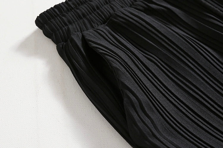 Lightweight Pants for Warm Days
